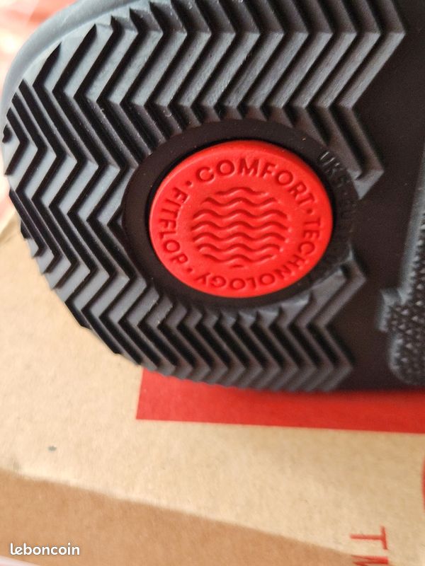 Superbes bottines Fitflop valeur 199 cuir véritable T38 neuves avec étiquette (image 7)