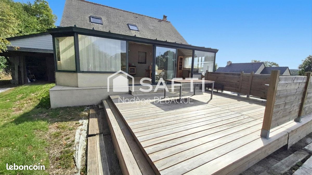 Maison 7 pièces 137 m² · à Guillac · 137 m² · 263 000 €
