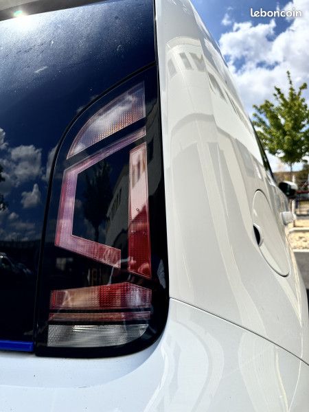 Volkswagen E-UP ELECTRIQUE 83CH LIFE (image 16)
