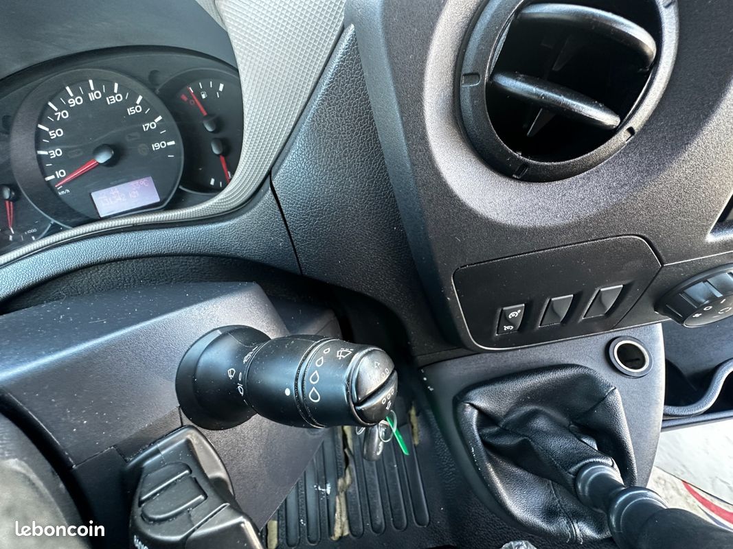 Renault Master III Fourgon RENAULT MASTER cabine approfondi 7 places L2 H2 (14 083HT) (image 24)