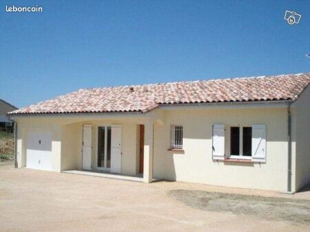 Maison 4 pièces 90 m² · à Saint-Seurin-sur-l'Isle · 90 m² · 820 €