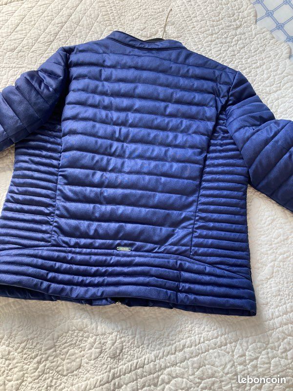 Blouson belle qualité T42GUESS (image 3)