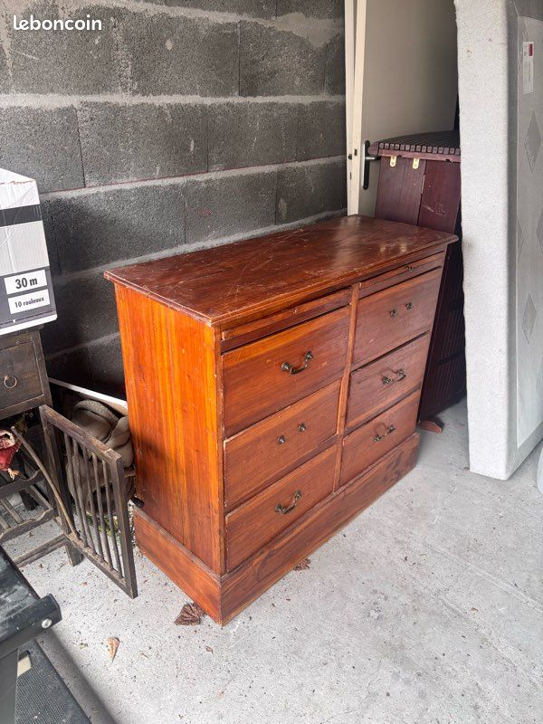 Commode en merisier (image 1)