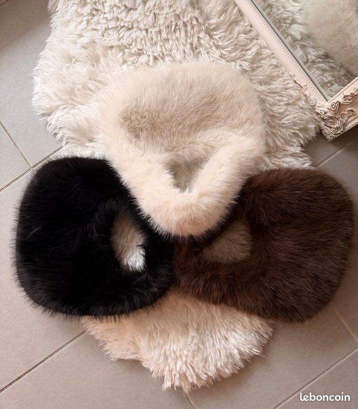Sac en fausse fourrure - Blanc, noir, marron (image 1)