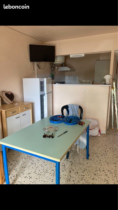 Table vintage (image 2)
