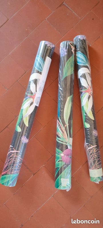 Papier peint floral (image 1)