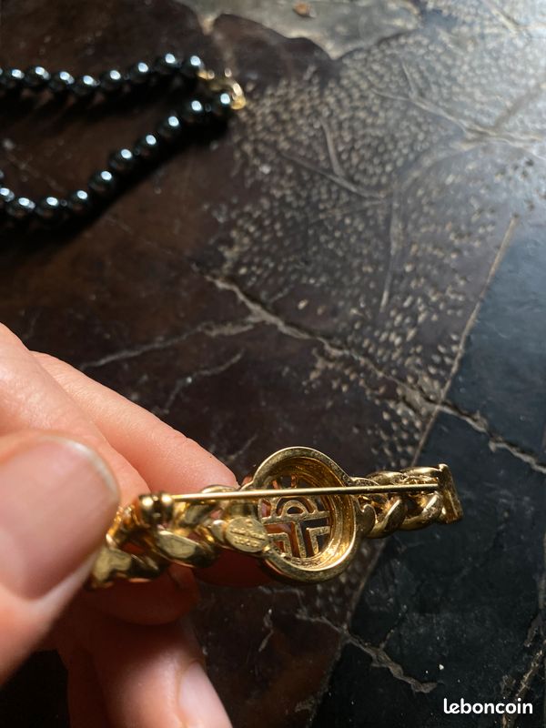 Broche barrette Louis Feraud signé dorè (image 3)