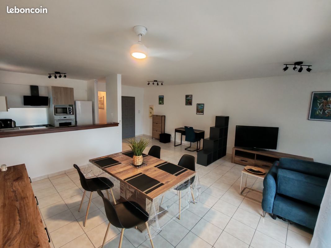Appartement 2 pièces 63 m² · à Cayenne · 63 m² · 975 €