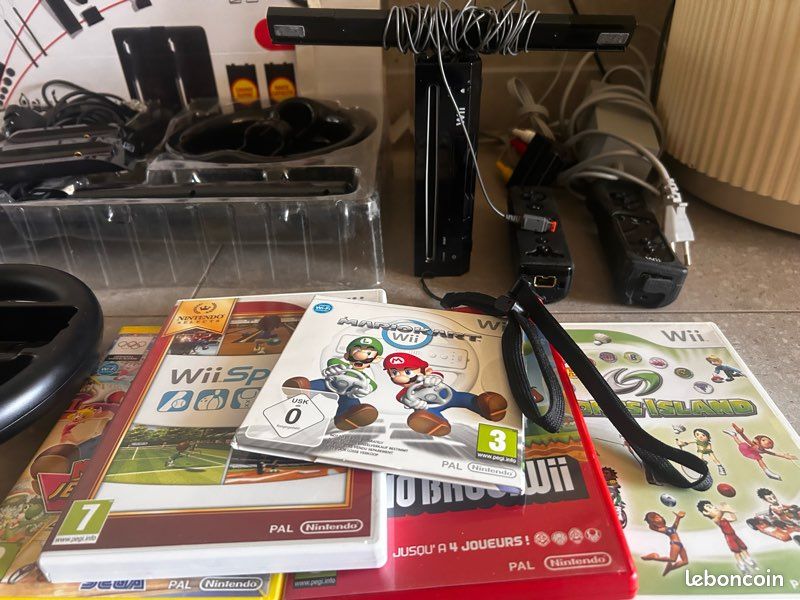 Pack Wii complet + jeux + accessoires + convertisseur hdmi peritel (image 2)