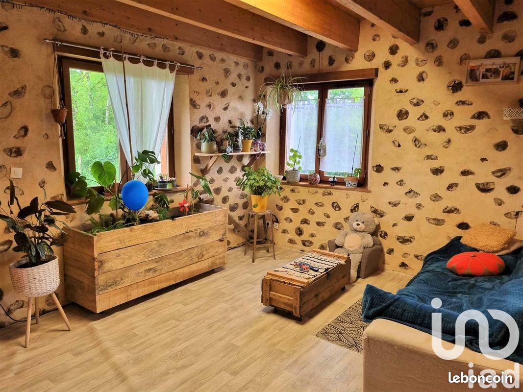 Maison en bois 5 pièces 135 m² - Les Forges 79340 (image principale 4)