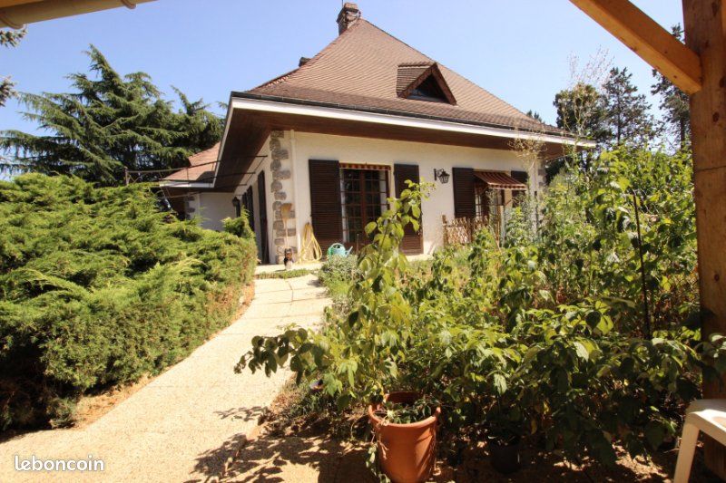 Maison 8 pièces 230 m² - Thouars 79100 (image principale 14)
