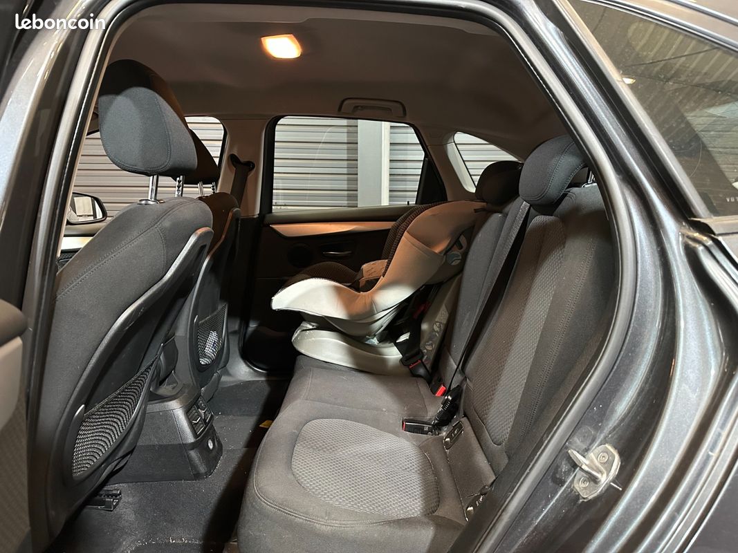 Bmw serie 2 1,5 d active tourer 216d lounge (image 11)