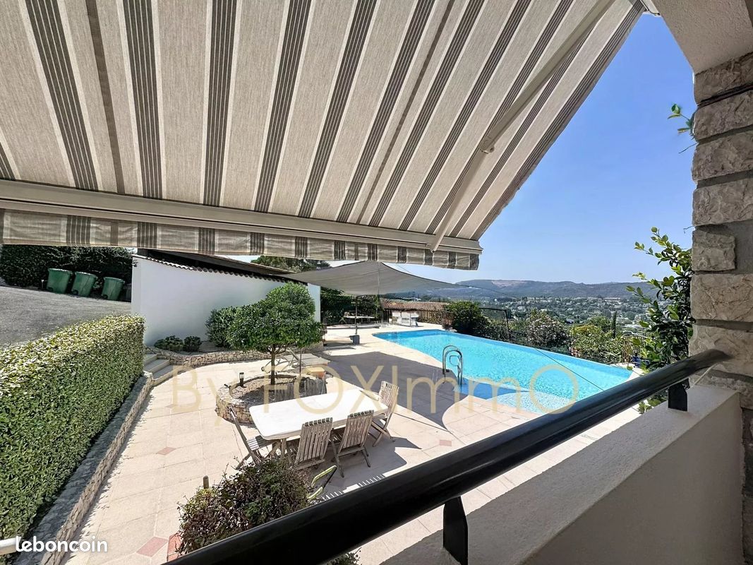 Maison 7 pièces 215 m² · à Saint-Paul-de-Vence · 215 m² · 1 690 000 €