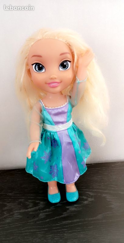 Poupée Raiponce reine des neiges (image 1)