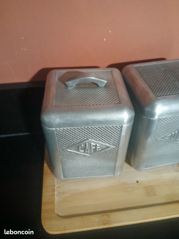 Ensemble de deux boîtes de conservation vintage en aluminium brossé (image 2)