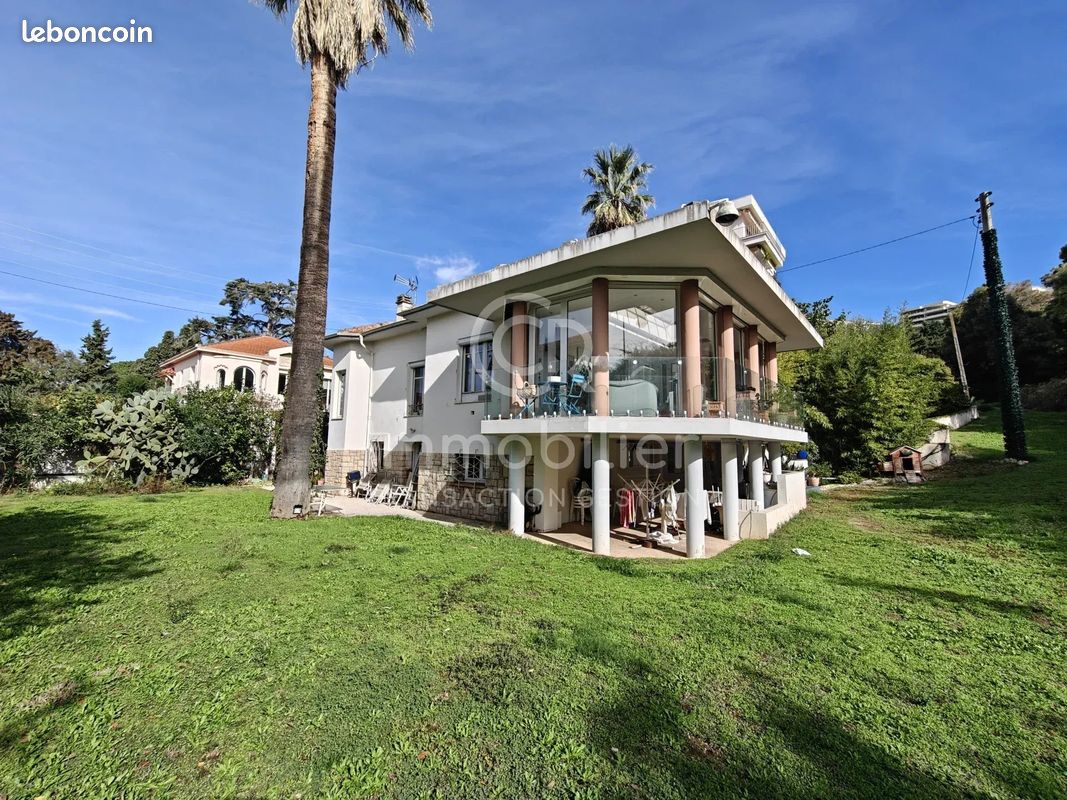 Maison 5 pièces 176 m² · à Cannes · 176 m² · 2 400 000 €