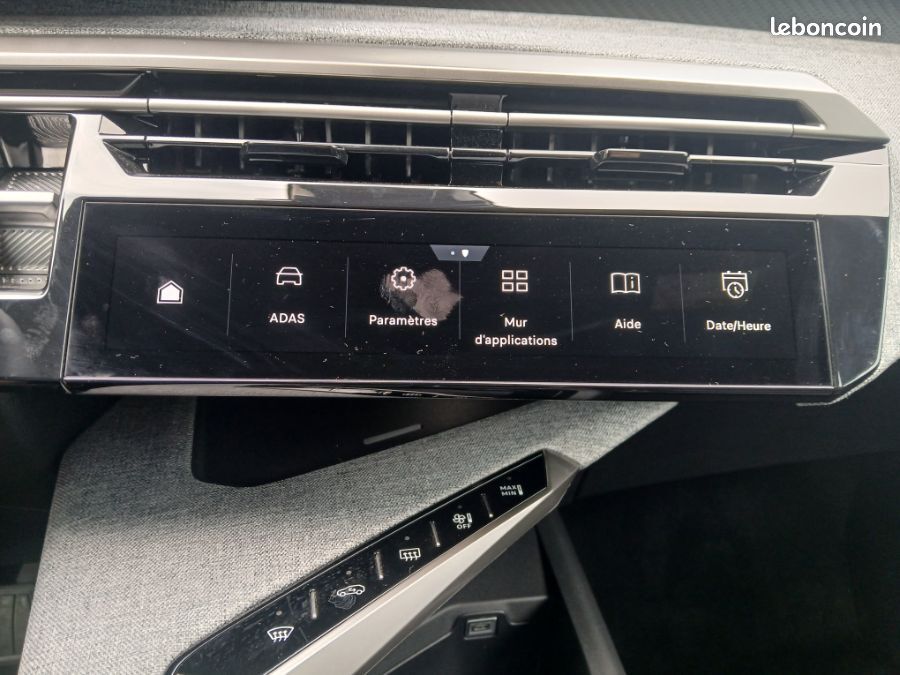 Peugeot 5008 HYBRID 145 e-DCS6 ALLURE Cam360° Panoramic Pack 7PL (image 24)