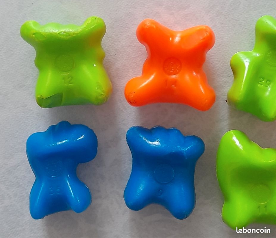 Lot jouets jojo's + guide (image 9)