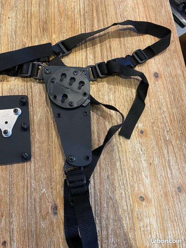 Lot d accessoires tactiques :molle et holster g code rti (image 7)
