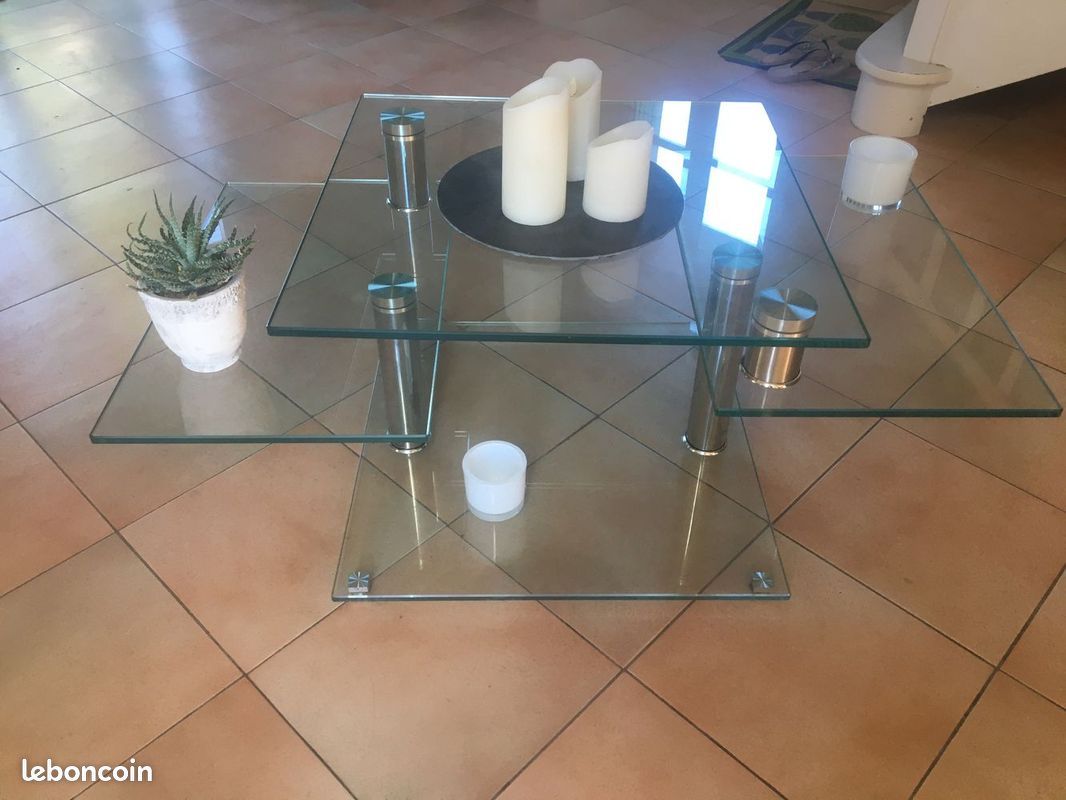 Table basse en verre (image 1)