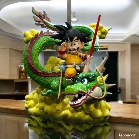Figurine Dragon Ball GT Son Goku Adulte 20cm Avec Bâton Nuage Magique
