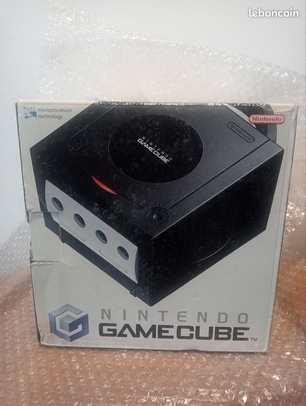 Nintendo GameCube (image 2)