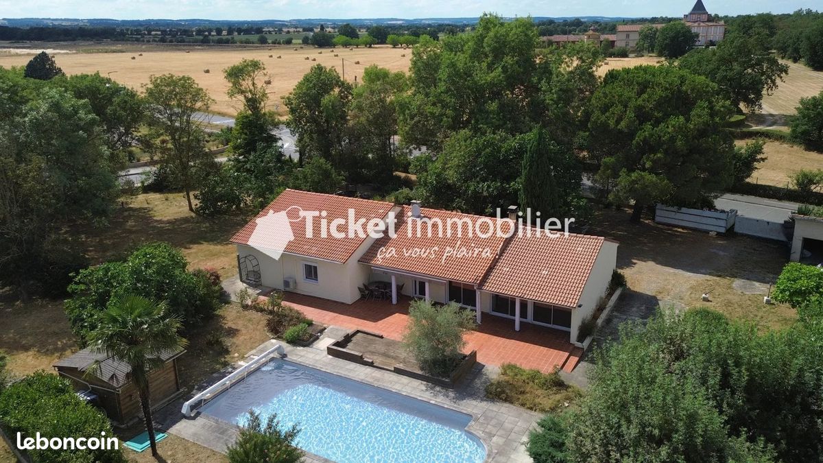 Maison 7 pièces 160 m² · à Larra · 160 m² · 384 000 €