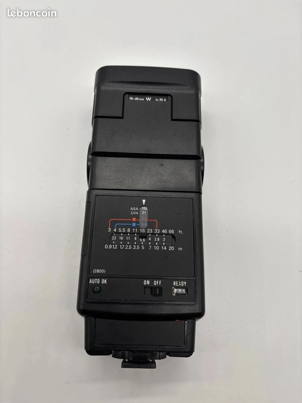 Flash Posso AT 28 Auto Thyristor Zoom