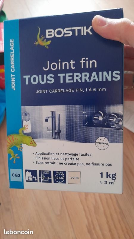 Joint Bostik ivoire (image 1)