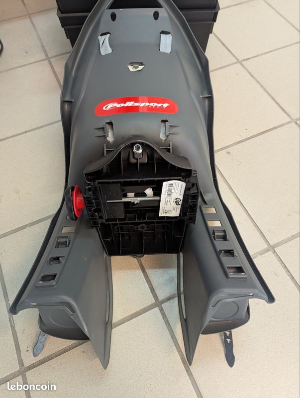 Siège vélo enfant neuf marque Polisport fixation porte bagage (image 2)