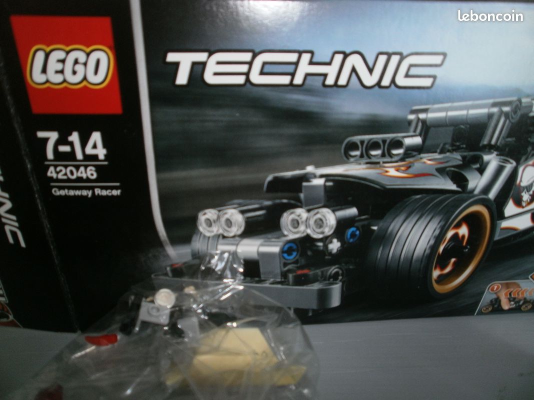 LEGO Technic 42046 (image 2)