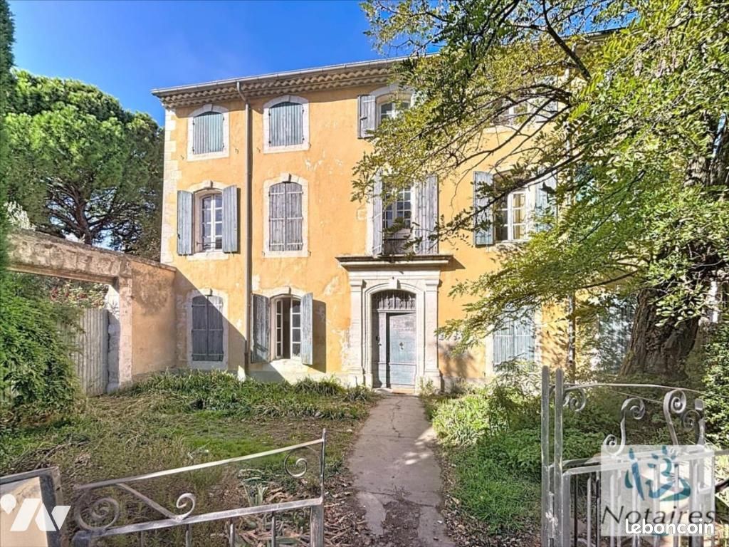 Maison 16 pièces 344 m² · à Orgon · 344 m² · 436 800 €