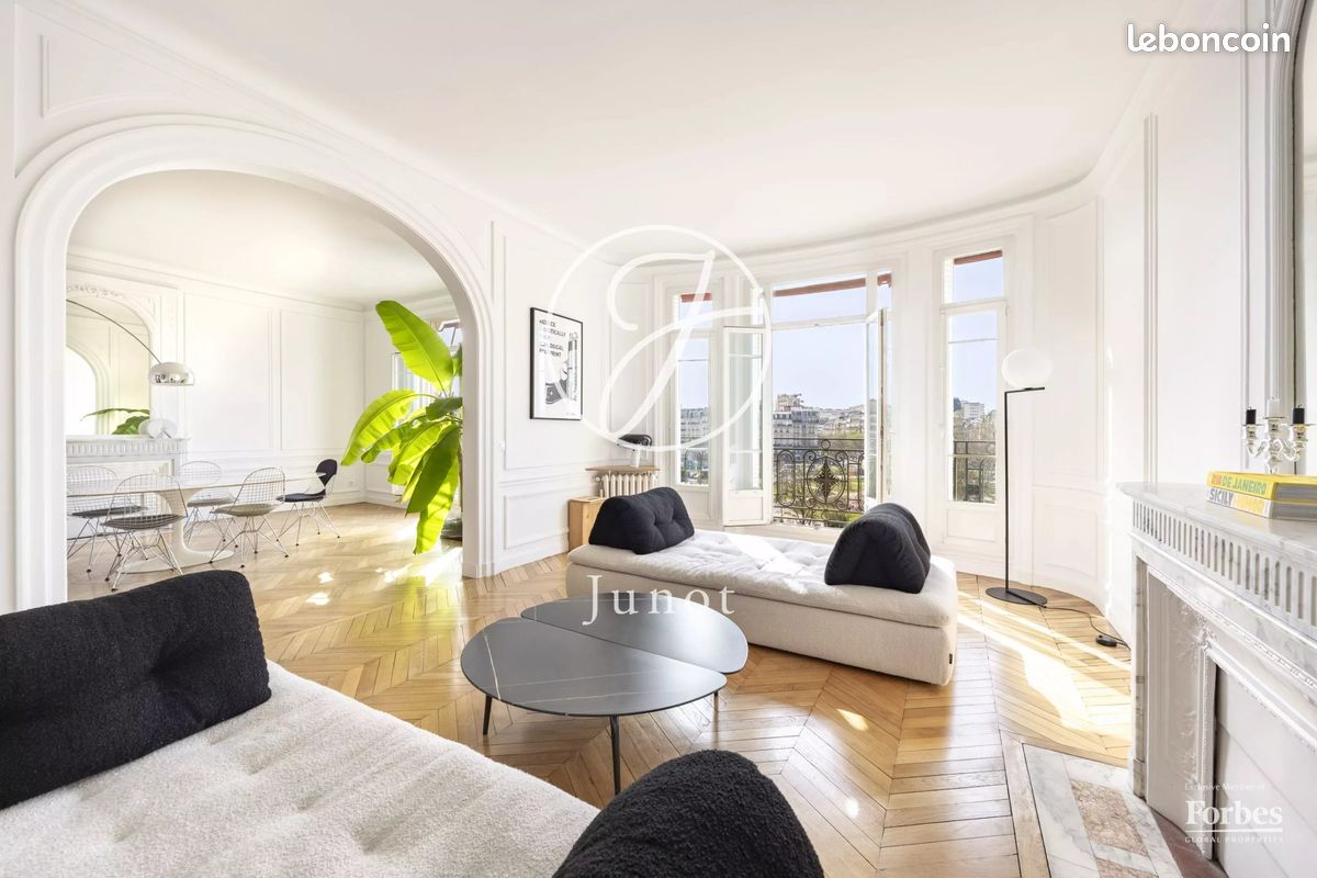 Appartement 7 pièces 222 m² · à Paris · 222 m² · 2 800 000 €