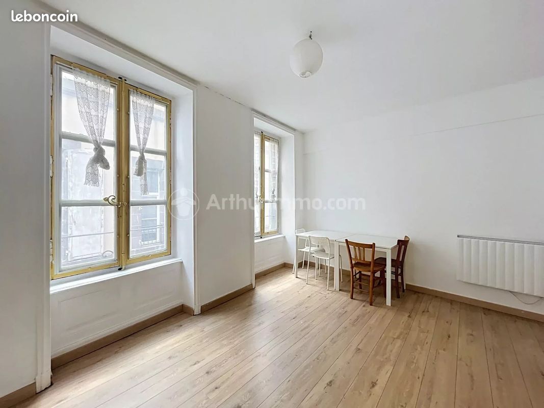 Appartement 1 pièce 21 m² · à Clermont-Ferrand · 21 m² · 450 €