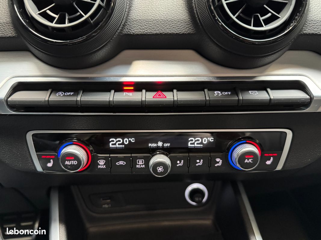 AUDI Q2 40 TFSI 190 S tronic 7 Quattro S Line + CARPLAY + TOIT OUVRANT + AFFICHAGE TETE HAUTE + SIÈGES CHAU (image 24)