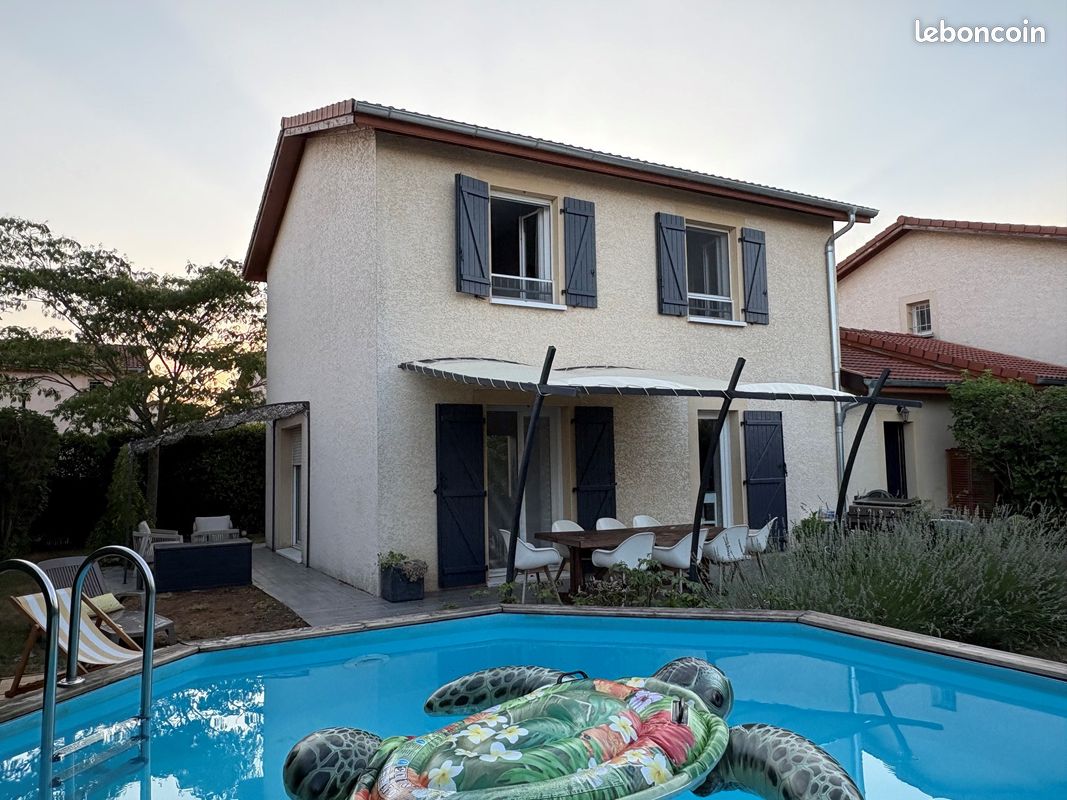 Maison 4 pièces 90 m² · à Pusignan · 90 m² · 349 000 €