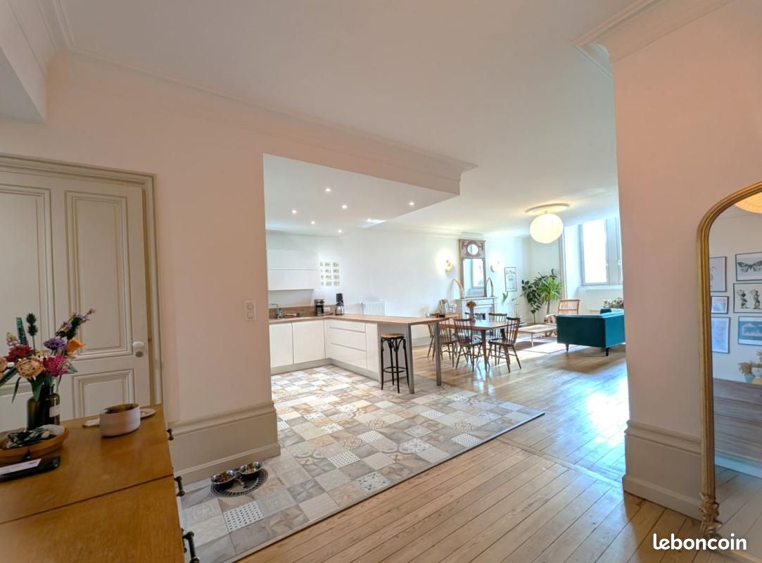 Appartement 4 pièces 106 m² · à Roanne · 106 m² · 199 000 €