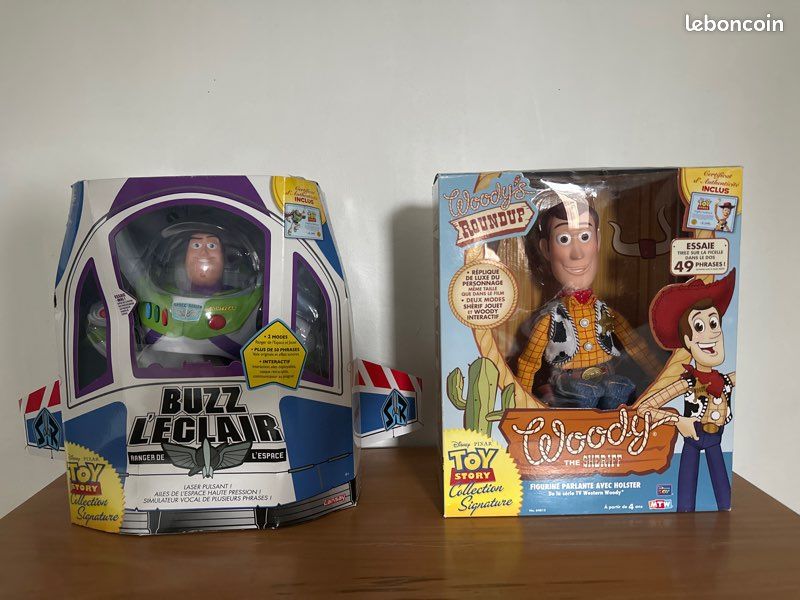 Figurine - Toy Story - Buzz L'eclair Collection Signature