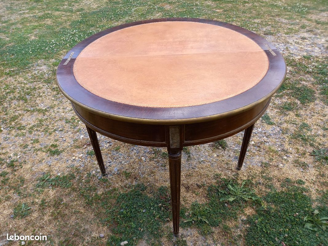 Table ronde (image 1)
