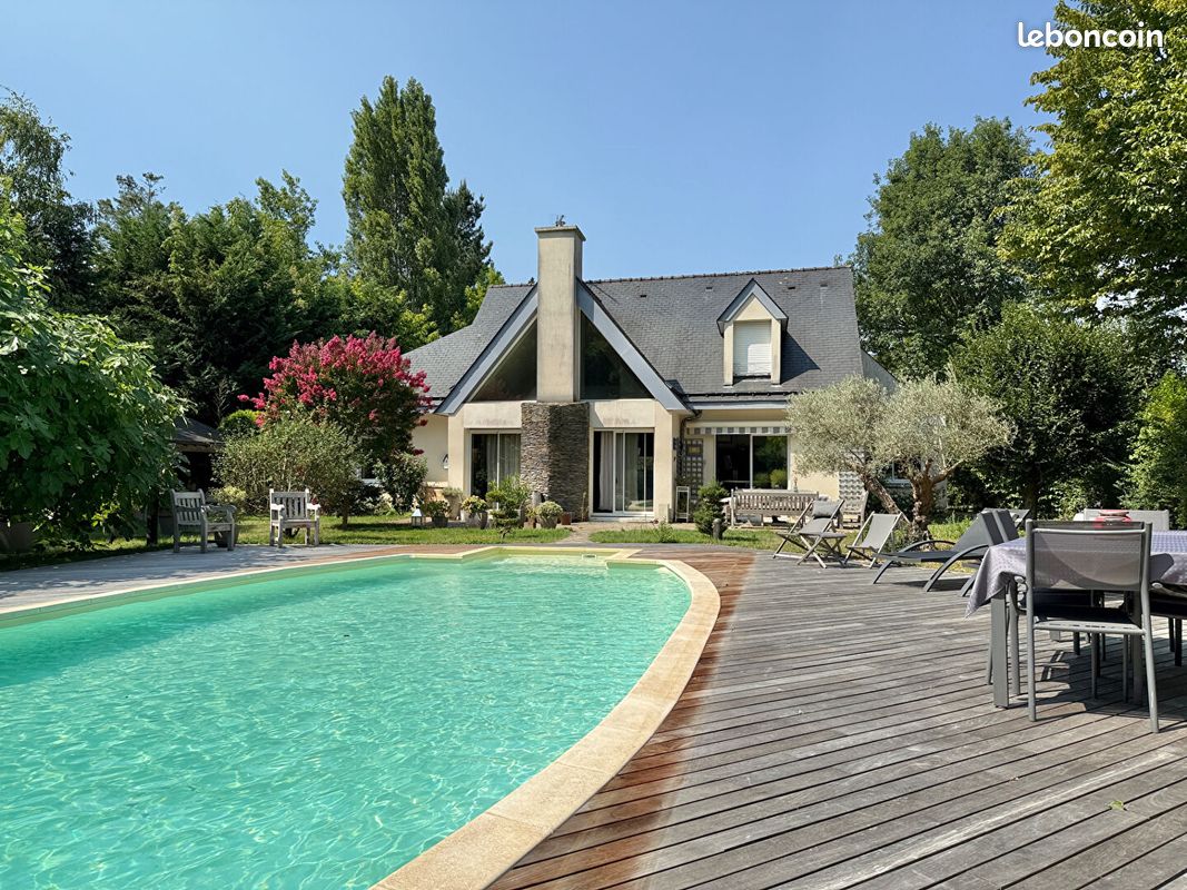Maison 8 pièces 186 m² · aux Garennes sur Loire · 186 m² · 535 000 €
