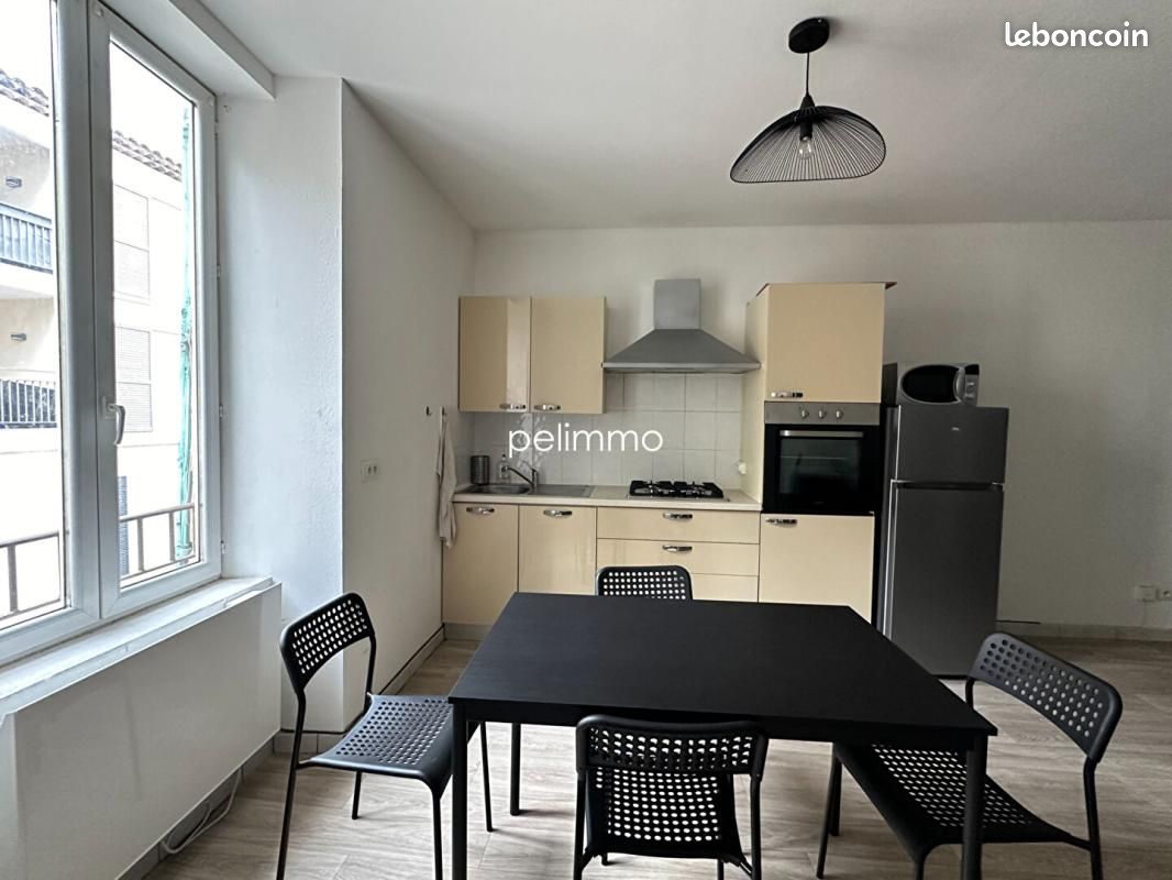 Appartement 2 pièces 39 m² · à Eyguières · 39 m² · 554 €