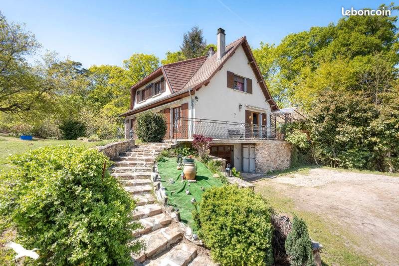 Maison 7 pièces 180 m² · à Saint-Yrieix-sous-Aixe · 180 m² · 209 000 €