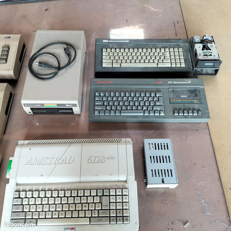 Lot Commodore 64 Spectrum CPC - Ordinateurs