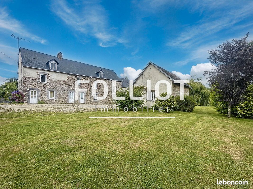 Maison 6 pièces 196 m² · à Bourgvallées · 196 m² · 213 000 €