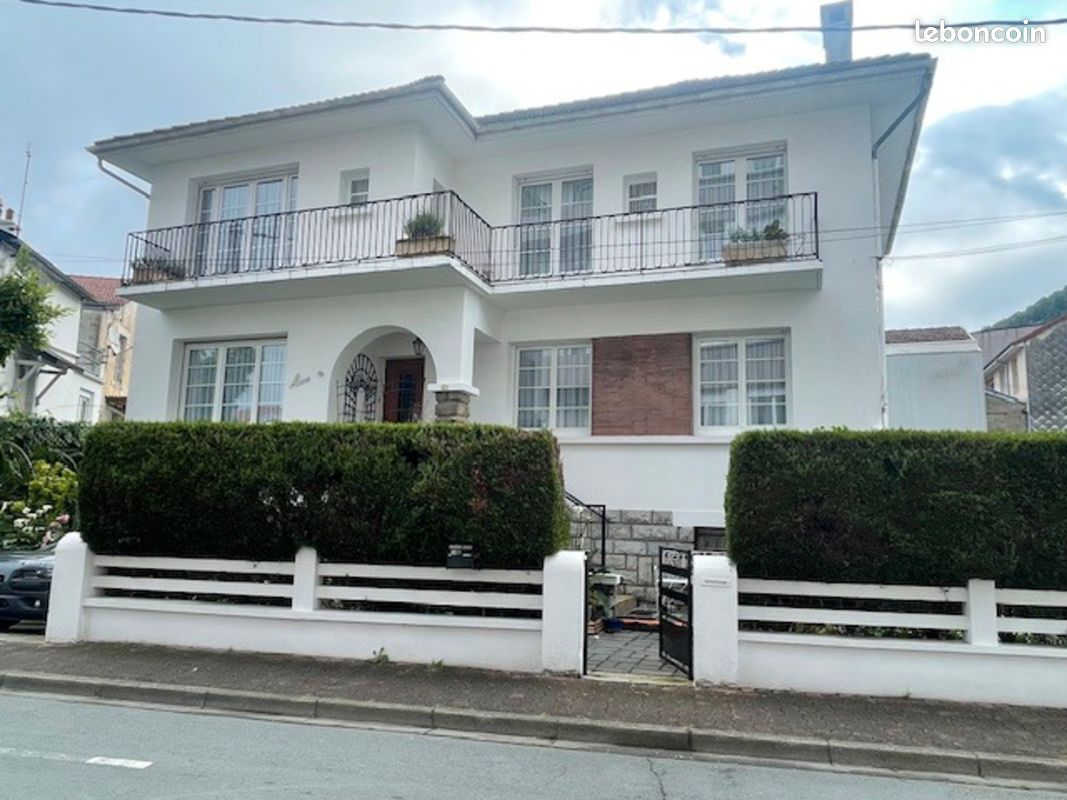 Maison 10 pièces 150 m² · à Lourdes · 150 m² · 223 000 €