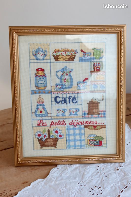 Cadre ancien doré avec canevas petit déjeuner – Broderie vintage cuisine – Décoration murale rétro (image 3)
