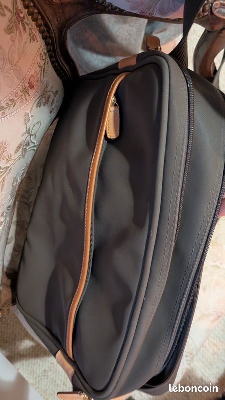 Sac besace Lancel en toile imperméable (image 4)