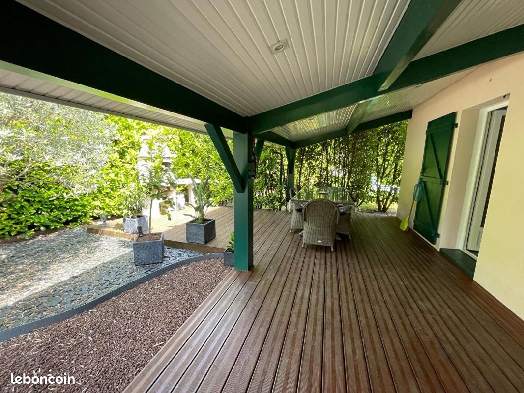 Maison 5 pièces 98 m² - Pouillon 40350 (image principale 3)