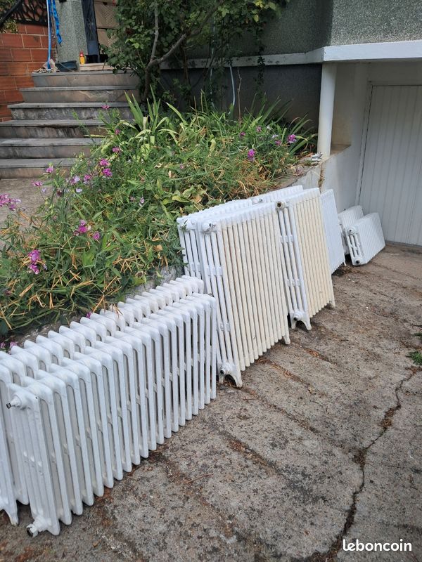 Lot de radiateurs en fonte (image 1)