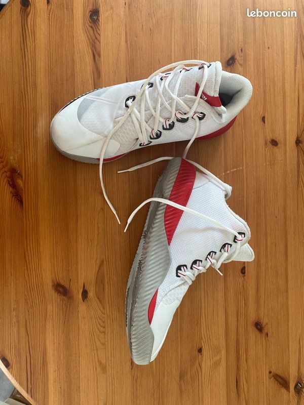 Basket Adidas 45 1/3 Chaussures